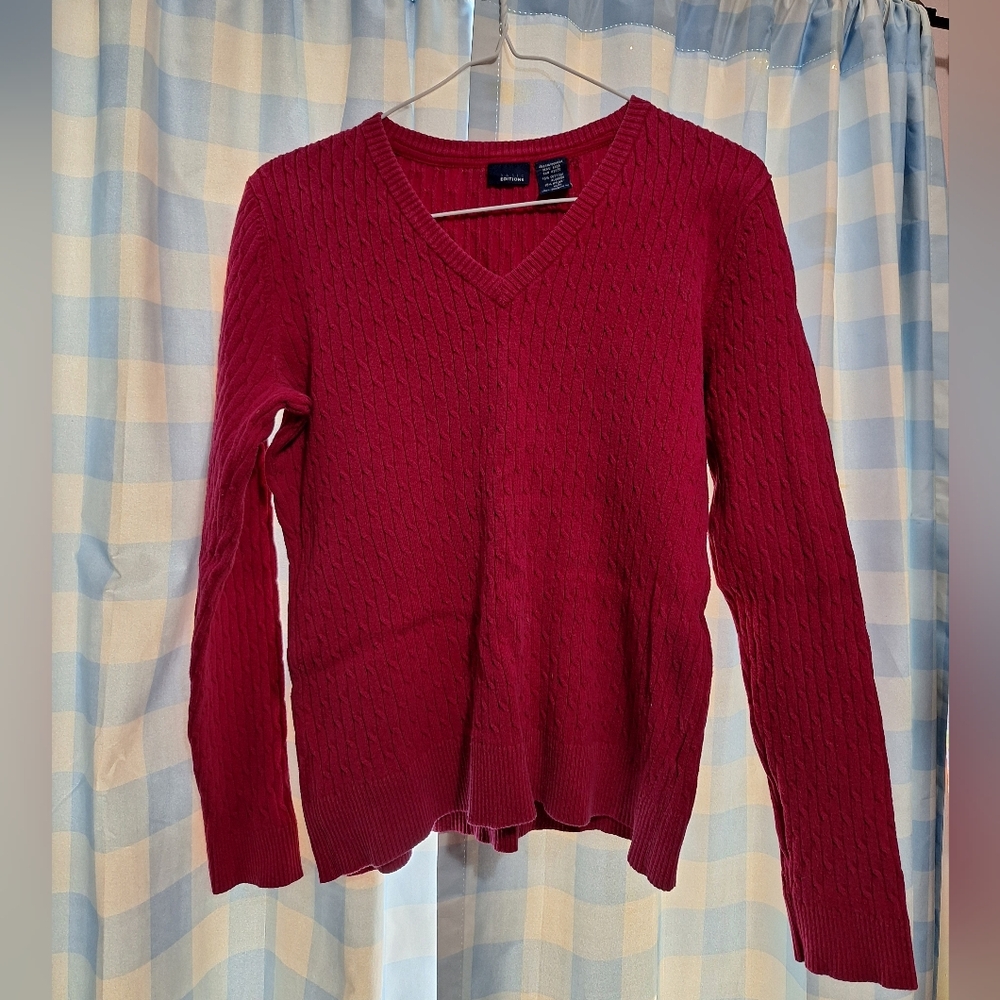Basic Editions Pink and Purple V-Neck Sweater